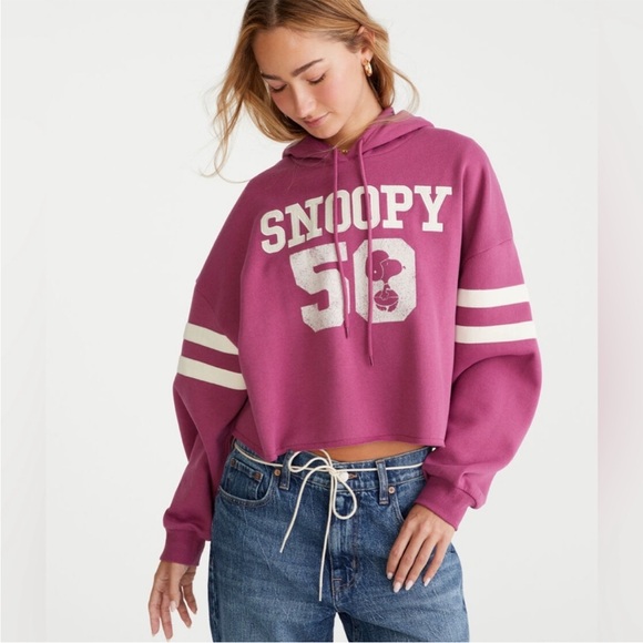 Aeropostale Tops - Peanuts Snoopy Varsity Cropped Hoodie Sweatshirt NWT Large